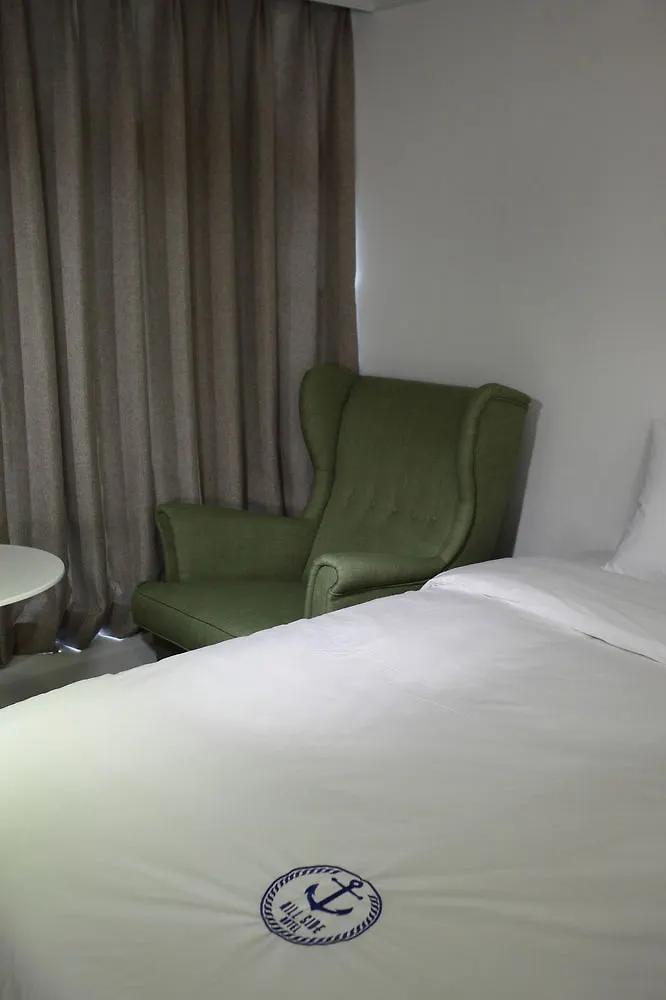 Hillside Hotel Busan 3*,