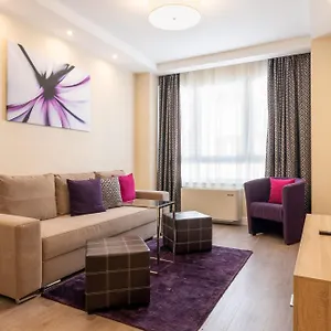 Silver Crown & Residence, Palace Quarter Macaristan