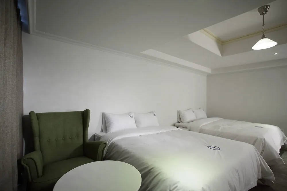 Hillside Hotel Busan