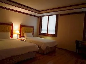 Hillside Hotel Busan