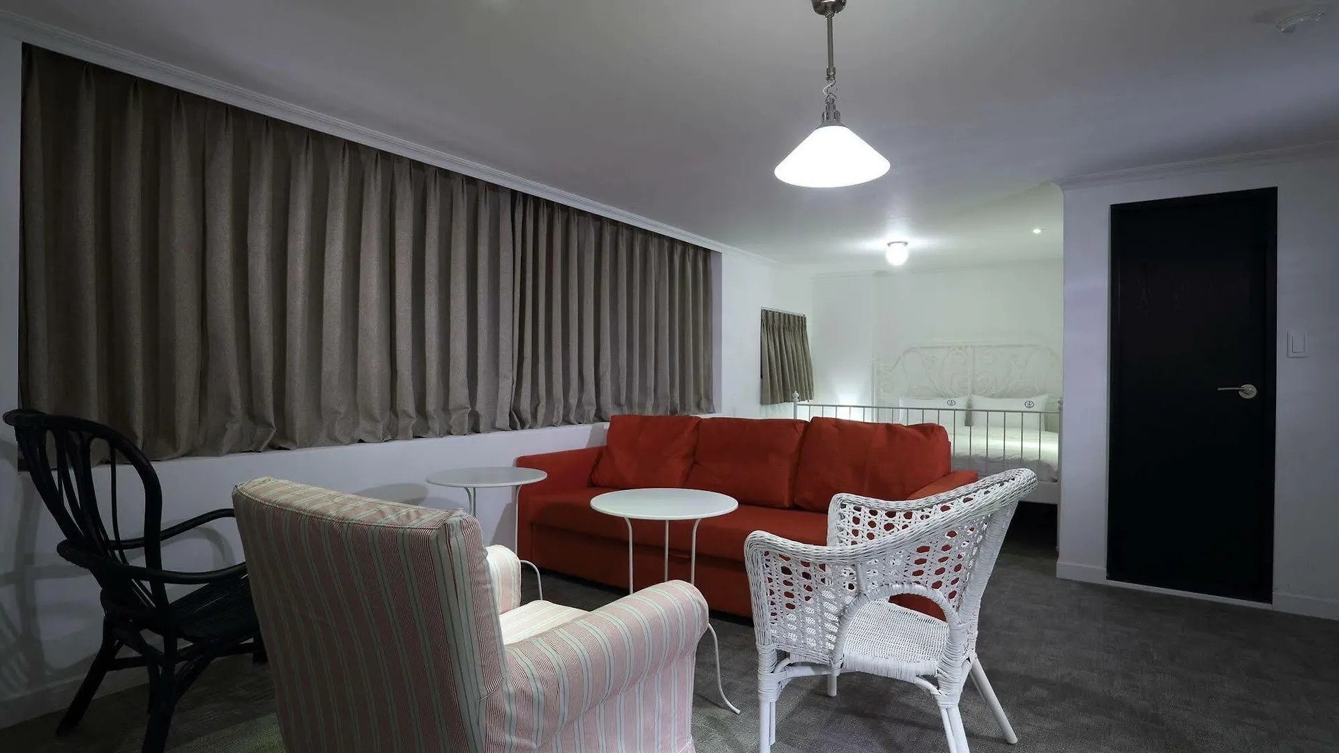 Hillside Hotel Busan